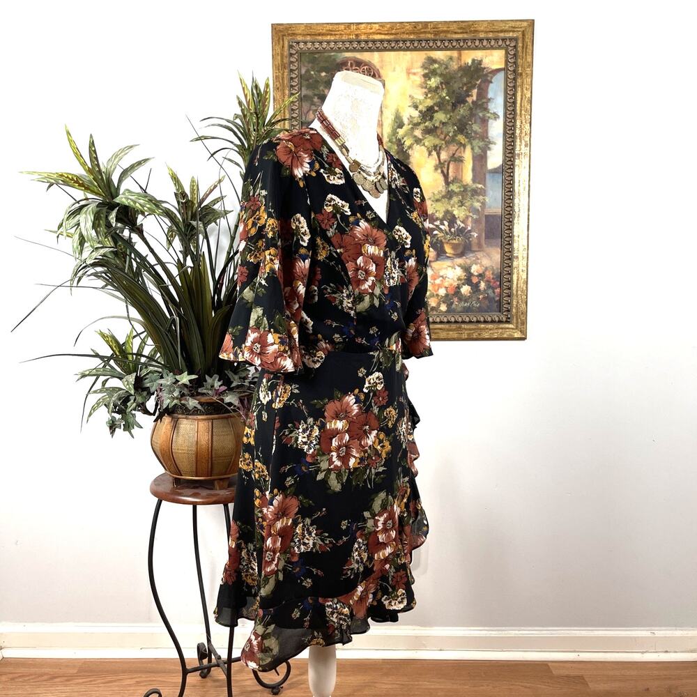June & Hudson Floral Wrap Dress Women's Size L Black Ruffle Midi Boho V-Neck - Picture 8 of 13